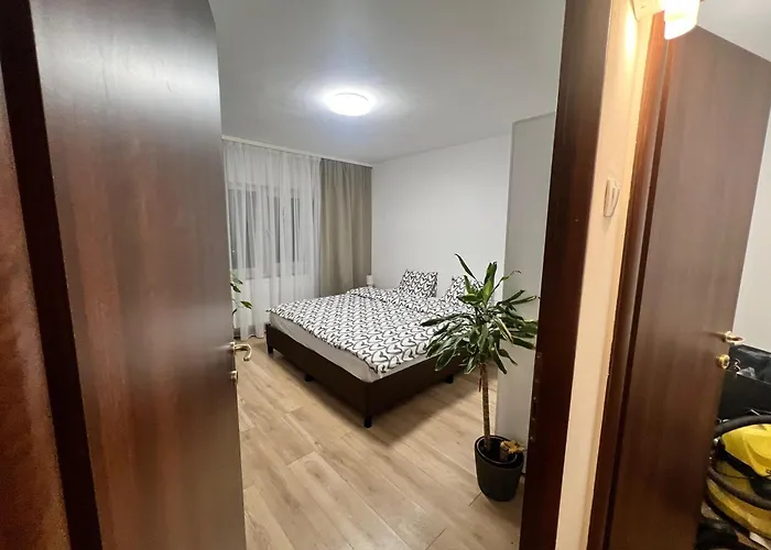 Manolaire Park Apartment Bucharest