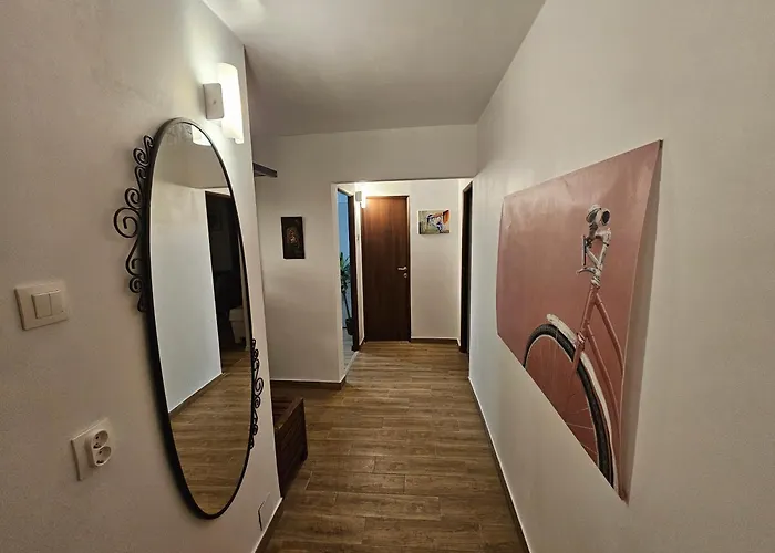 Manolaire Park Apartment Bucharest