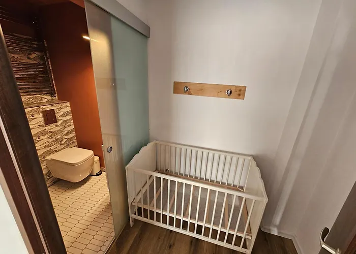 Apartament Manolaire Park *